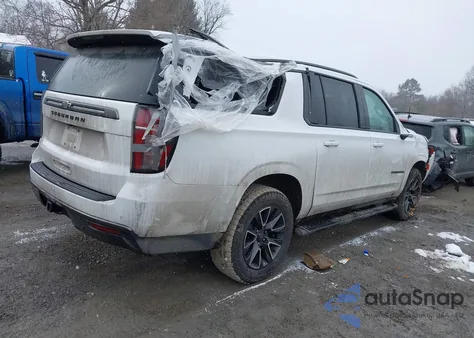 2021 Chevrolet Suburban 4Wd Z71 z USA, uszkodzony, nr VIN 1GNSKDKD0MR468412